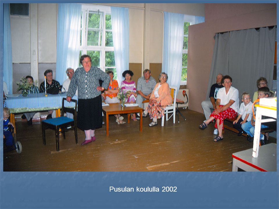Pusulan koululla 2002